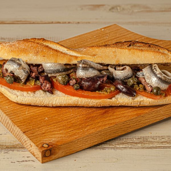 Sandwich με γαύρο μαριναρισμένο